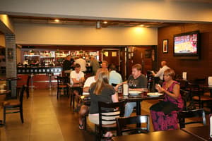 thumbnail: Bar (on property)