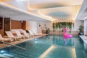 thumbnail: Pool