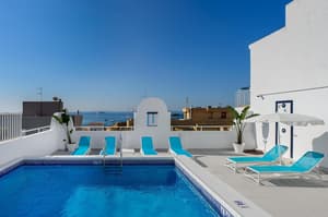 thumbnail: Outdoor pool