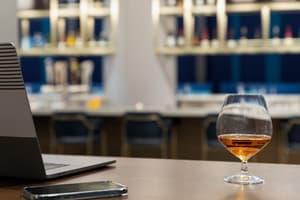 thumbnail: Bar (on property)