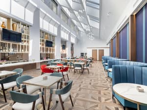 thumbnail: Restaurant