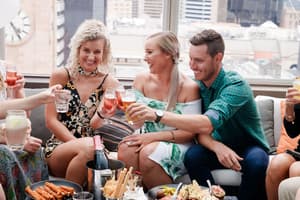 thumbnail: Bar (on property)