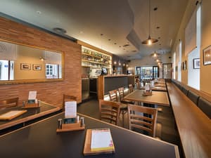 thumbnail: Restaurant