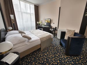 thumbnail: Room