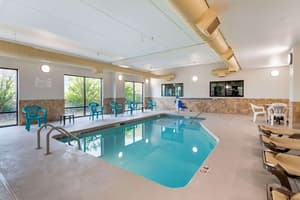 thumbnail: Pool