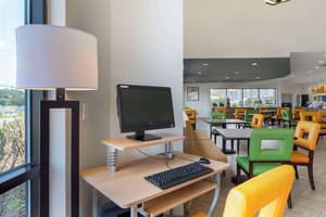 thumbnail: Business center