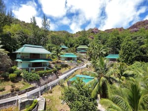 thumbnail: Property grounds
