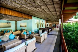 thumbnail: Lobby sitting area