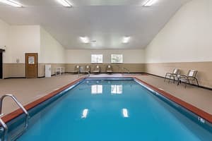 thumbnail: Pool