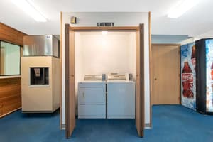 thumbnail: Laundry room