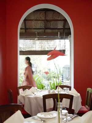 thumbnail: Restaurant