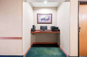 thumbnail: Business center