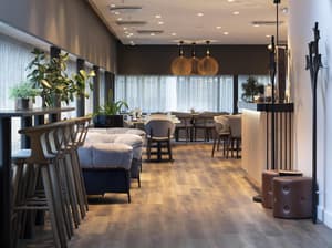 thumbnail: Breakfast area