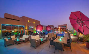 thumbnail: Bar (on property)