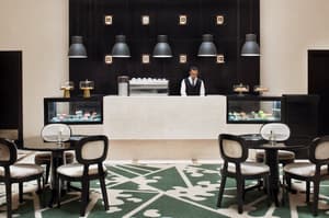 thumbnail: Cafe