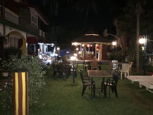 thumbnail: Courtyard