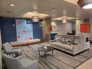 thumbnail: Lobby sitting area