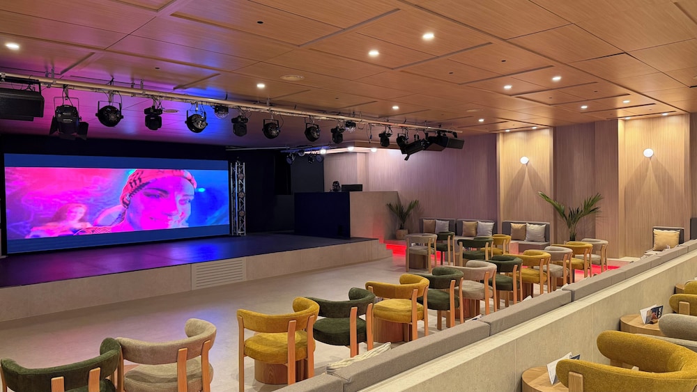 Theater show