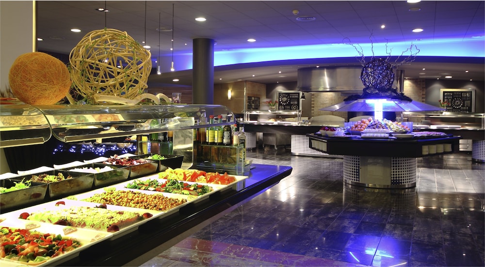 Food court