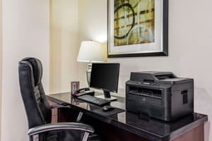 thumbnail: Business center