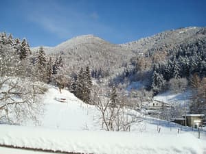 thumbnail: Mountain view