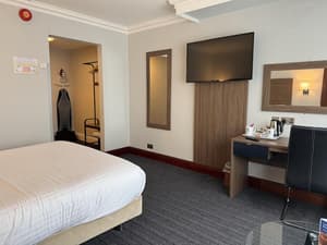 thumbnail: Room