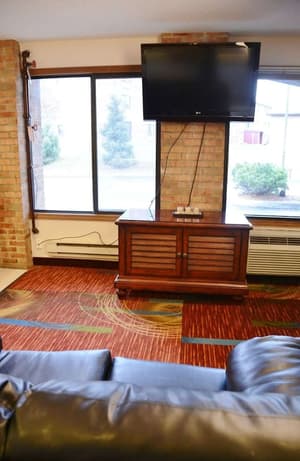 thumbnail: Lounge