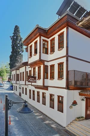thumbnail: Exterior