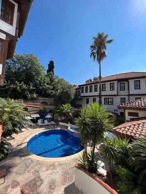 thumbnail: Exterior