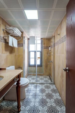 thumbnail: Bathroom