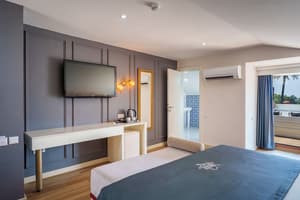 thumbnail: Room
