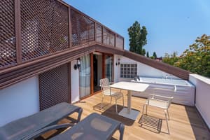 thumbnail: Terrace/patio