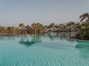 thumbnail: Pool