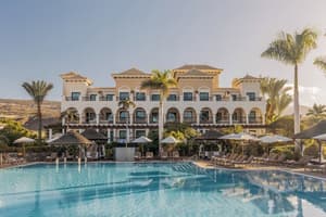 thumbnail: Pool
