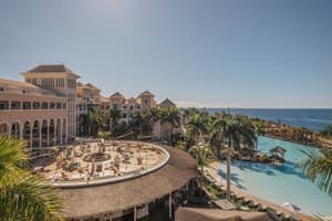 thumbnail: Exterior