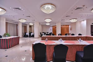 thumbnail: Business center