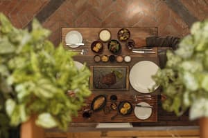 thumbnail: Restaurant