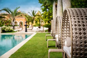 thumbnail: Outdoor pool
