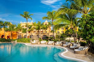 thumbnail: Outdoor pool