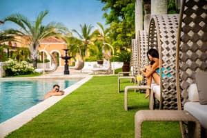 thumbnail: Outdoor pool