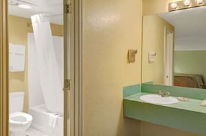 thumbnail: Room amenity