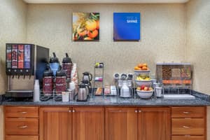 thumbnail: Breakfast area