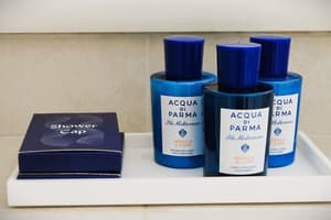 thumbnail: Bathroom amenities