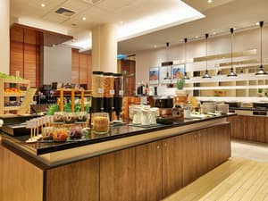 thumbnail: Breakfast area