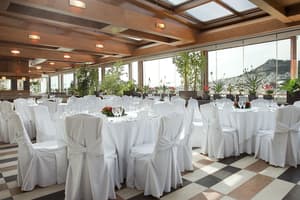 thumbnail: Banquet hall