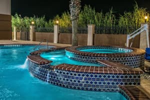 thumbnail: Pool