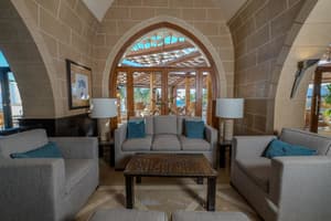 thumbnail: Interior