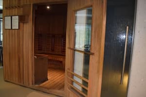 thumbnail: Steam room