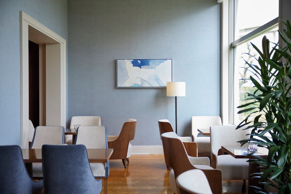 Executive lounge