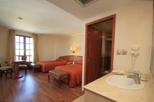 thumbnail: Room
